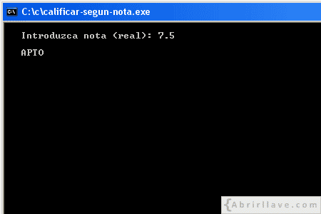 Visualización en pantalla del programa Calificar según nota, resuelto en lenguaje C.