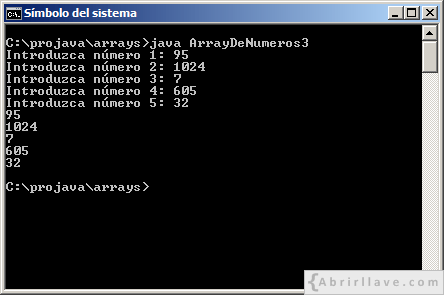 Ejecución del programa ArrayDeNumeros3 escrito en Java, donde se solicita cinco números enteros y se guardan en un array.