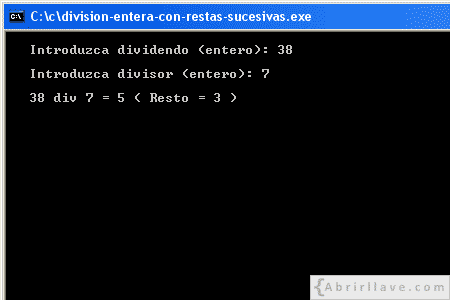 Visualización en pantalla del programa División entera con restas sucesivas, resuelto en lenguaje C.
