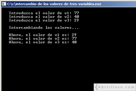 Visualización en pantalla del programa Intercambio de los valores de tres variables, resuelto en lenguaje C.