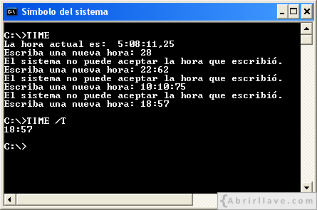 Ventana del Símbolo del sistema ejecutando time con horas incorrectas - Ejemplo del tutorial de CMD de {Abrirllave.com