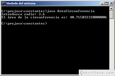 Ejecución del programa AreaCircunferencia escrito en Java, donde se calcula y muestra el área de una circunferencia.