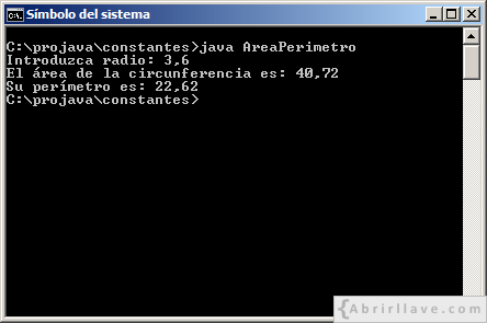 Ejecución del programa AreaPerimetro escrito en Java, donde se calcula y muestra el área y el perímetro de una circunferencia.