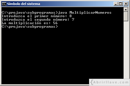 Ejecución del programa MultiplicarNumeros escrito en Java, donde se muestra la multiplicación de dos números introducidos por el usuario.