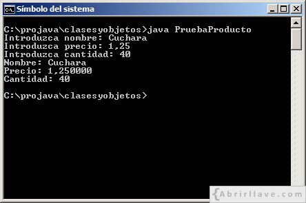 Ejecución del programa PruebaProducto escrito en Java, donde se pueden ver los valores asignados a los atributos de un objeto mediante un constructor con parámetros.